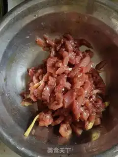 Make Cream-cracked beef step 1