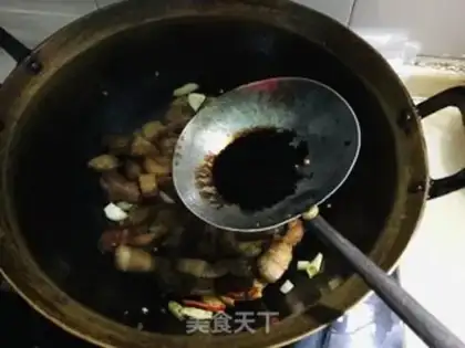 Make Red roast gravy step 5