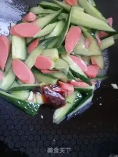 Make Ham sausage and cucumber step 4