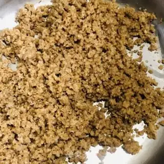 Make Roasted wheat embryos, heart buns step 4