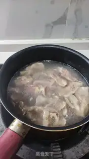Make Onions, fat rolls step 2