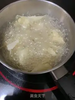 Make Coconut-cracker egg candy step 4