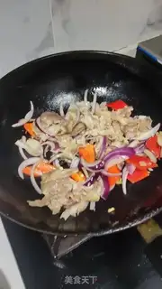Make Onions, fat rolls step 5