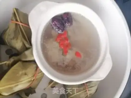 Make Mountain medicine and bone soup step 2