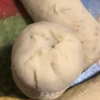 Make Roasted wheat embryos, heart buns step 11