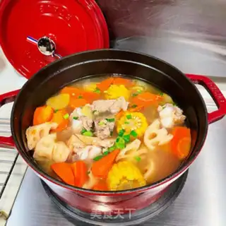 Make Yellow Corn Lotus bouquet soup step 11