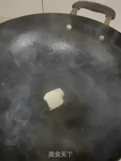 Make Eggs and guacamole step 3