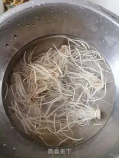 Make Scum of pork and orange skin step 1