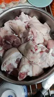 Make Pig-foot ginger step 2