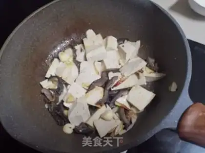 Make Sea cucumber tofu step 5