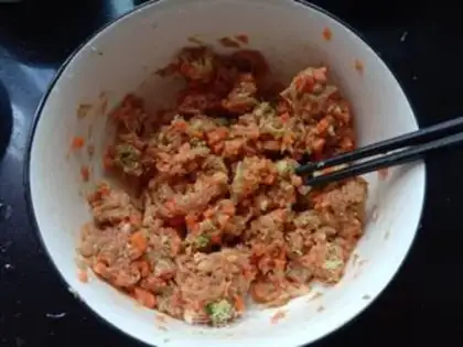 Make Siameseballs step 3