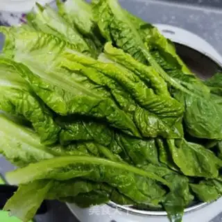 Make Garlic fried leaves step 0