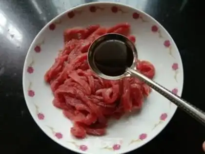 Make Celery beef step 1