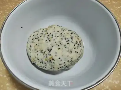 Make A walnut sesame soda cookie step 7