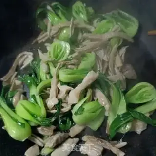 Make Carrot fan fried meat step 0