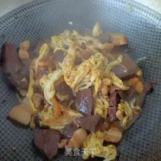 Make Pork-blooded sauerkraut step 14