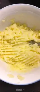 Make Black pepper mashed potatoes step 1