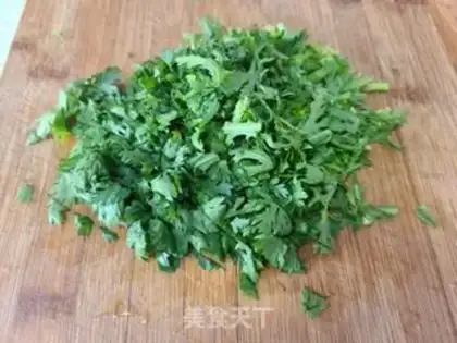 Make An egg pancakes step 1
