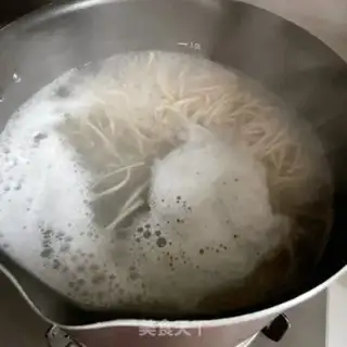 Make Onion noodle step 6