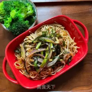 Make Onion noodle step 8