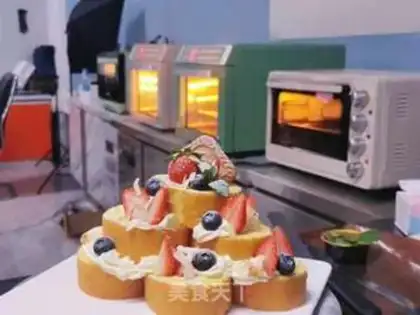 Make Froun Tower cake step 9