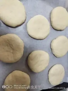 Make Egyptian butter bread step 7