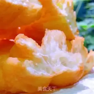 Make Eggskin toast step 1