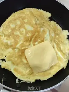 Make Eggskin toast step 6