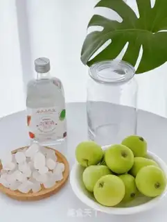 Make Apple gin step 1