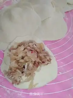 Make Pork radish and pink buns step 6