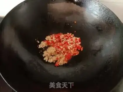 Make Garlic fans step 3