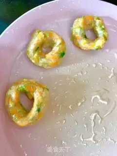 Make Vegetable shrimp rings step 5