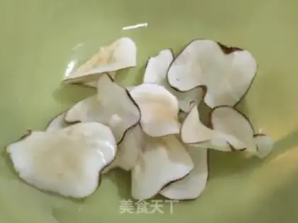 Make Submarine broccoli bone step 0