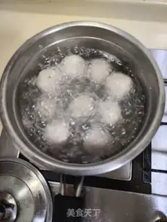 Make Soupballs step 4