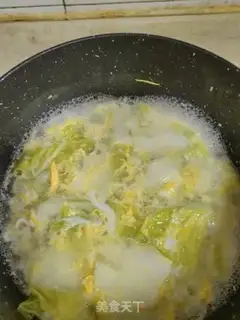 Make Eggflower and gravy soup step 3