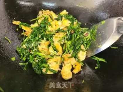 Make Pumpkin eggs for noodles step 4