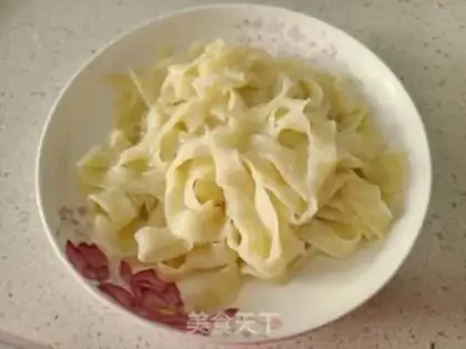 Make Pumpkin eggs for noodles step 7
