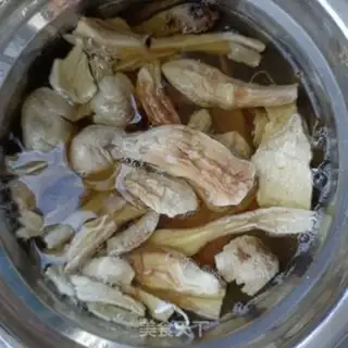 Make Fried chicken leg mushrooms step 0