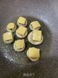 Make Cheese shrimp sprouts step 10