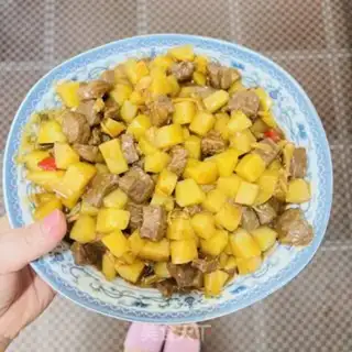 Make Black pepper beef and potatoes step 8