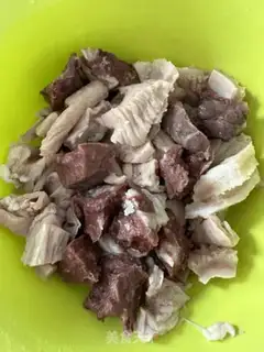 Make Cows and radish soup step 0