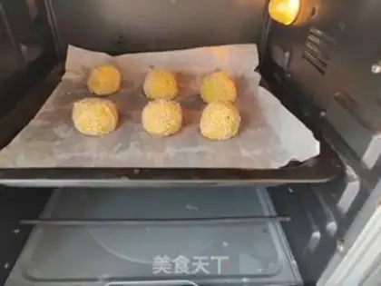 Make Pumpkin ball in the oven step 5