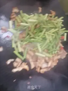 Make Garlic fried meat step 2