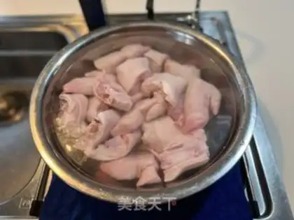 Make Pork hoof step 0