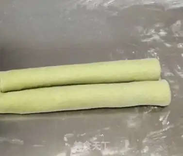 Make Coconut green tea bread step 5