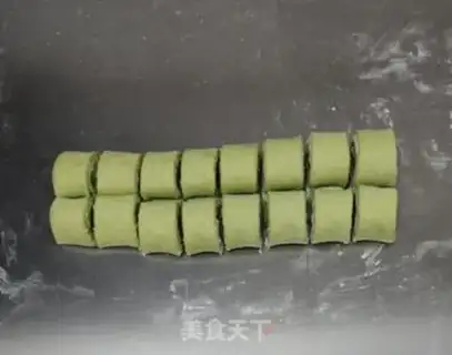 Make Coconut green tea bread step 6