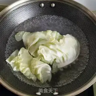 Make Hot noodle cabbage step 2