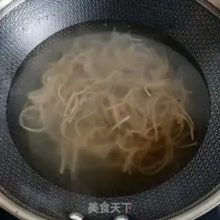 Make Hot noodle cabbage step 4