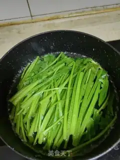 Make Water spinach step 2