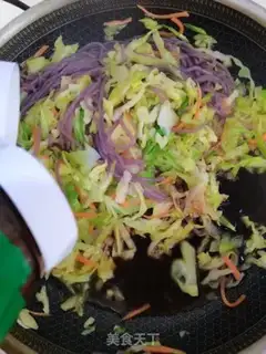 Make Spaghetti buns step 5